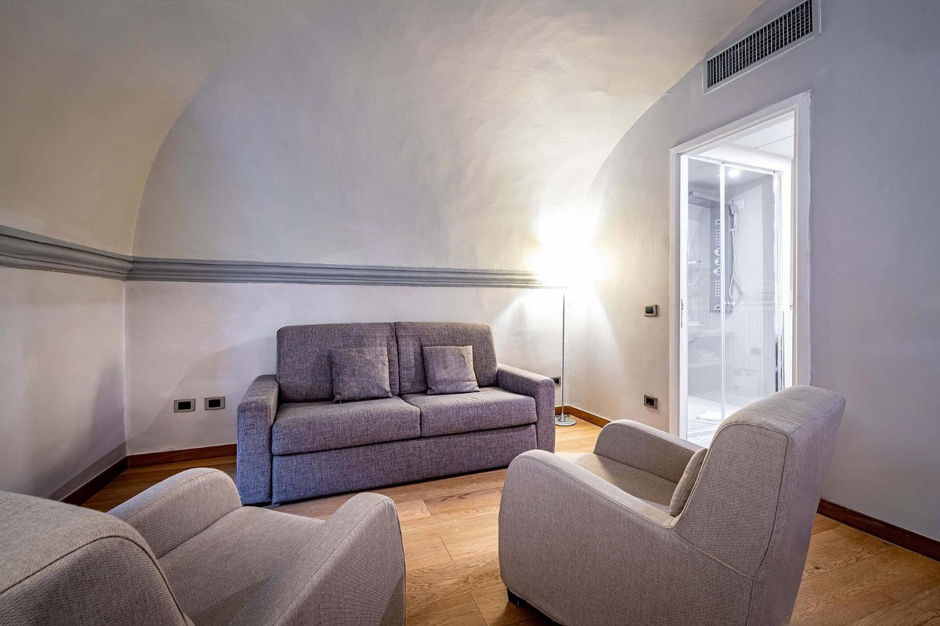 Hotel La Scaletta Al Ponte Vecchio Florence Exterior photo